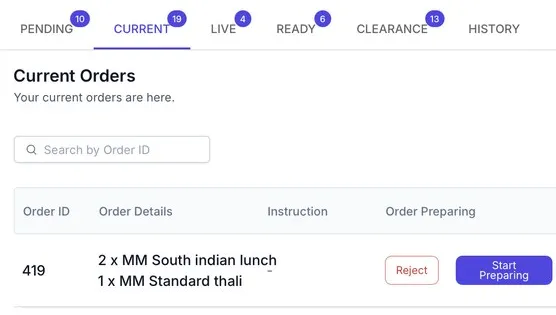 MedMeals kitchen order queue with its pending, current and live tabs and the current orders list